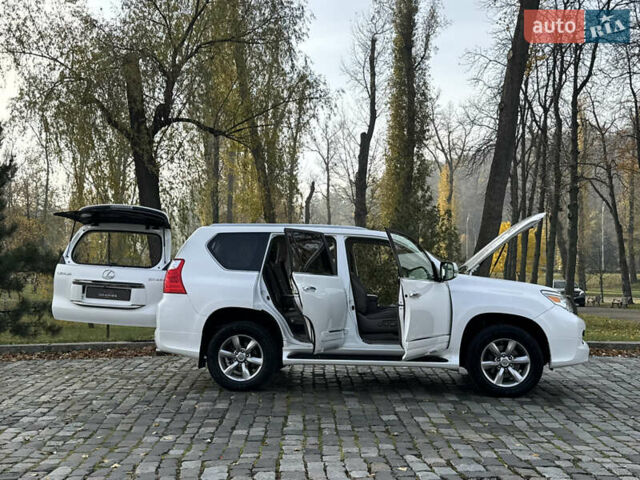 Білий Лексус ГХ, об'ємом двигуна 4.61 л та пробігом 149 тис. км за 30999 $, фото 94 на Automoto.ua