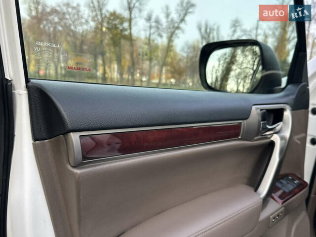 Білий Лексус ГХ, об'ємом двигуна 4.61 л та пробігом 149 тис. км за 30999 $, фото 128 на Automoto.ua