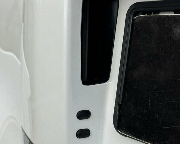 Білий Лексус ГХ, об'ємом двигуна 4.61 л та пробігом 149 тис. км за 30999 $, фото 162 на Automoto.ua