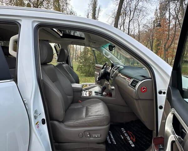 Білий Лексус ГХ, об'ємом двигуна 4.61 л та пробігом 149 тис. км за 30999 $, фото 107 на Automoto.ua