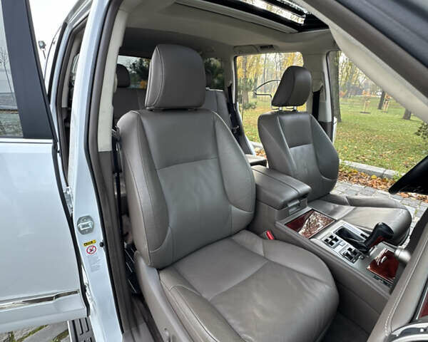 Білий Лексус ГХ, об'ємом двигуна 4.61 л та пробігом 149 тис. км за 30999 $, фото 29 на Automoto.ua