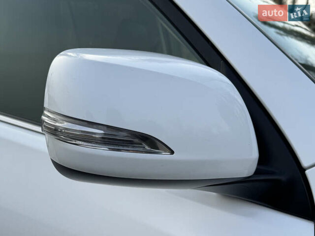 Білий Лексус ГХ, об'ємом двигуна 4.61 л та пробігом 149 тис. км за 30999 $, фото 150 на Automoto.ua