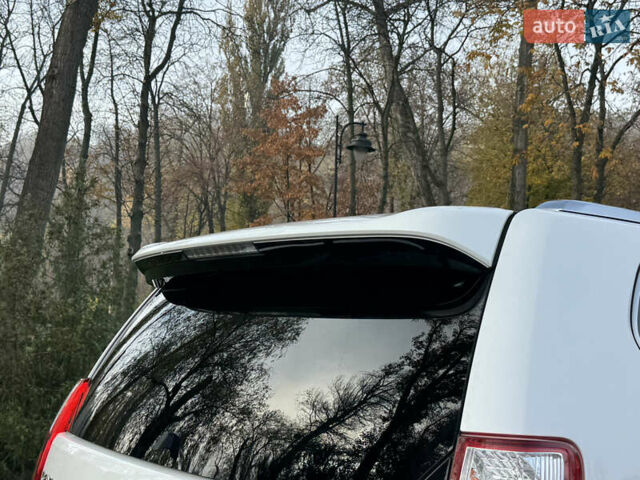 Білий Лексус ГХ, об'ємом двигуна 4.61 л та пробігом 149 тис. км за 30999 $, фото 165 на Automoto.ua