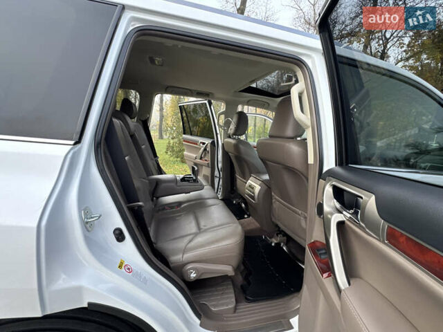 Білий Лексус ГХ, об'ємом двигуна 4.61 л та пробігом 149 тис. км за 30999 $, фото 104 на Automoto.ua