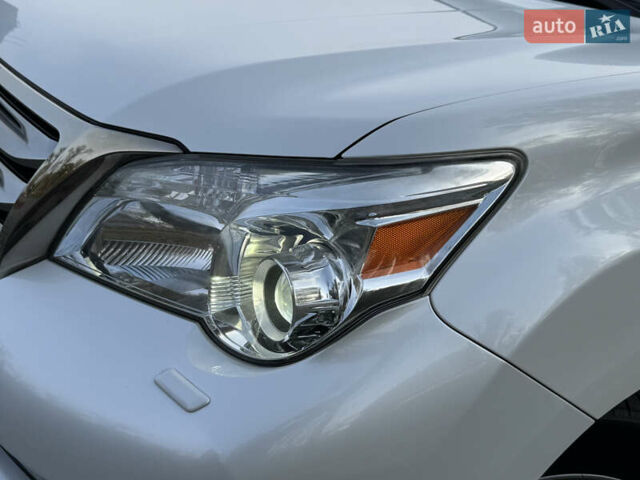 Білий Лексус ГХ, об'ємом двигуна 4.61 л та пробігом 149 тис. км за 30999 $, фото 146 на Automoto.ua