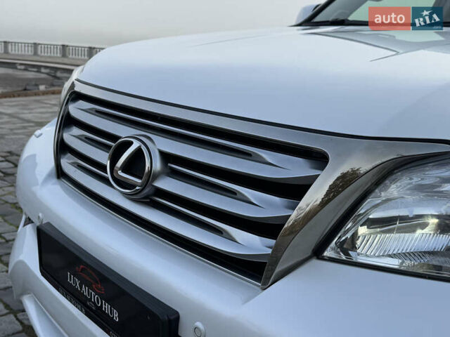 Білий Лексус ГХ, об'ємом двигуна 4.61 л та пробігом 149 тис. км за 30999 $, фото 145 на Automoto.ua