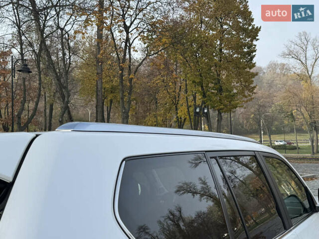 Білий Лексус ГХ, об'ємом двигуна 4.61 л та пробігом 149 тис. км за 30999 $, фото 158 на Automoto.ua