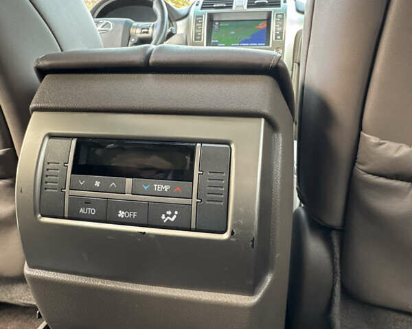 Білий Лексус ГХ, об'ємом двигуна 4.61 л та пробігом 149 тис. км за 30999 $, фото 114 на Automoto.ua