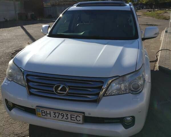 Белый Лексус ГХ, объемом двигателя 4.6 л и пробегом 265 тыс. км за 30450 $, фото 7 на Automoto.ua