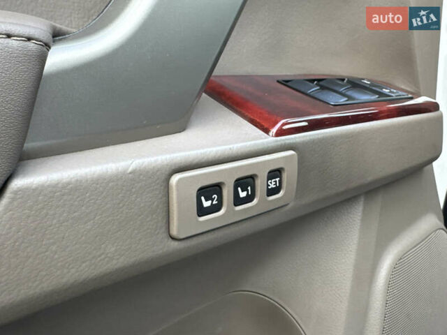 Білий Лексус ГХ, об'ємом двигуна 4.61 л та пробігом 149 тис. км за 30999 $, фото 121 на Automoto.ua