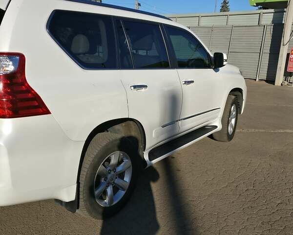 Белый Лексус ГХ, объемом двигателя 4.6 л и пробегом 265 тыс. км за 30450 $, фото 5 на Automoto.ua