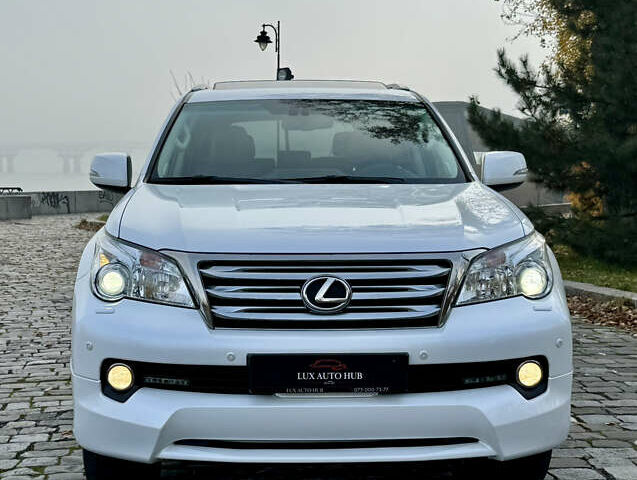 Білий Лексус ГХ, об'ємом двигуна 4.61 л та пробігом 149 тис. км за 30999 $, фото 1 на Automoto.ua