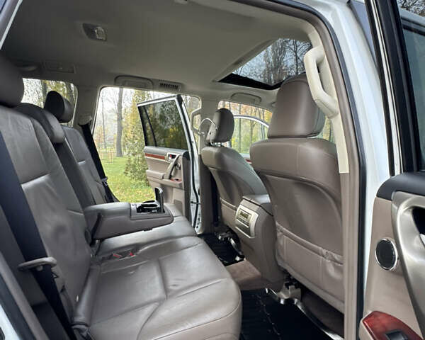 Білий Лексус ГХ, об'ємом двигуна 4.61 л та пробігом 149 тис. км за 30999 $, фото 13 на Automoto.ua