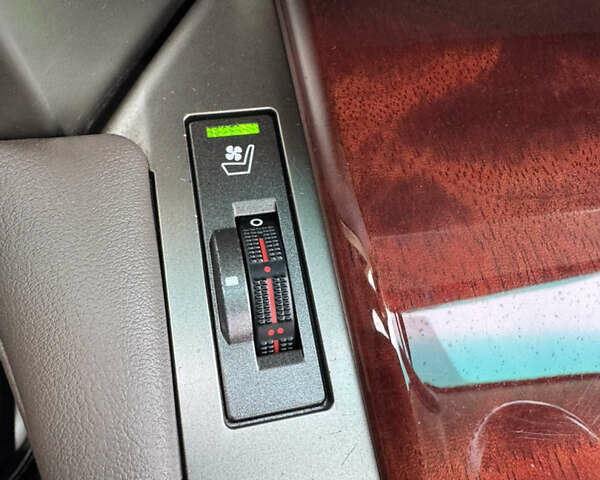 Білий Лексус ГХ, об'ємом двигуна 4.61 л та пробігом 149 тис. км за 30999 $, фото 87 на Automoto.ua