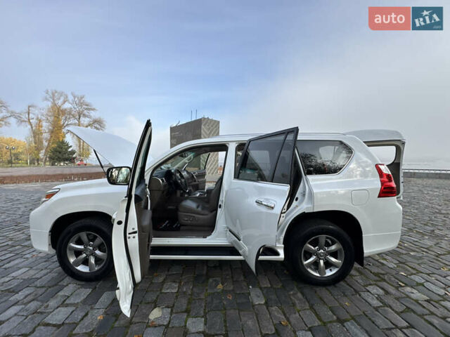 Білий Лексус ГХ, об'ємом двигуна 4.61 л та пробігом 149 тис. км за 30999 $, фото 92 на Automoto.ua