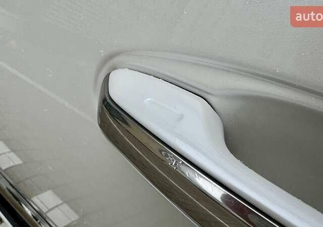 Білий Лексус ГХ, об'ємом двигуна 4.61 л та пробігом 229 тис. км за 24510 $, фото 38 на Automoto.ua