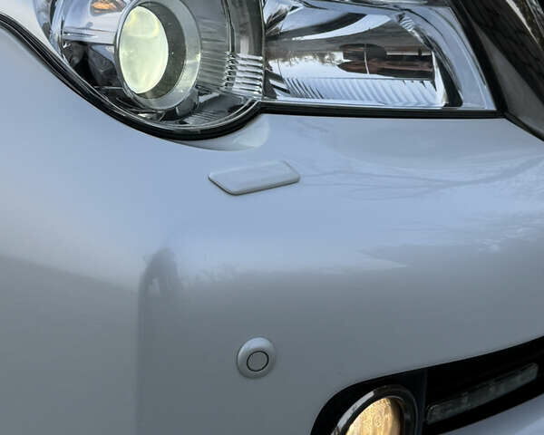 Білий Лексус ГХ, об'ємом двигуна 4.61 л та пробігом 149 тис. км за 30999 $, фото 148 на Automoto.ua