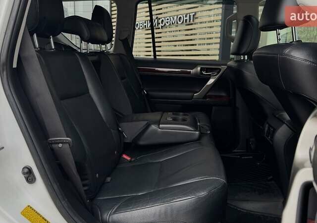 Білий Лексус ГХ, об'ємом двигуна 4.61 л та пробігом 229 тис. км за 24510 $, фото 14 на Automoto.ua