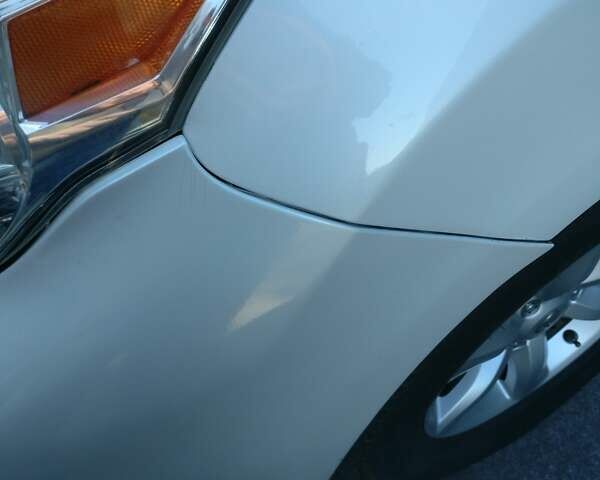 Белый Лексус ГХ, объемом двигателя 4.6 л и пробегом 265 тыс. км за 30450 $, фото 4 на Automoto.ua