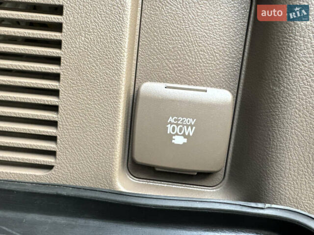 Білий Лексус ГХ, об'ємом двигуна 4.61 л та пробігом 149 тис. км за 30999 $, фото 40 на Automoto.ua