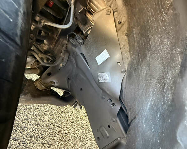 Белый Лексус ГХ, объемом двигателя 4.61 л и пробегом 241 тыс. км за 32000 $, фото 14 на Automoto.ua