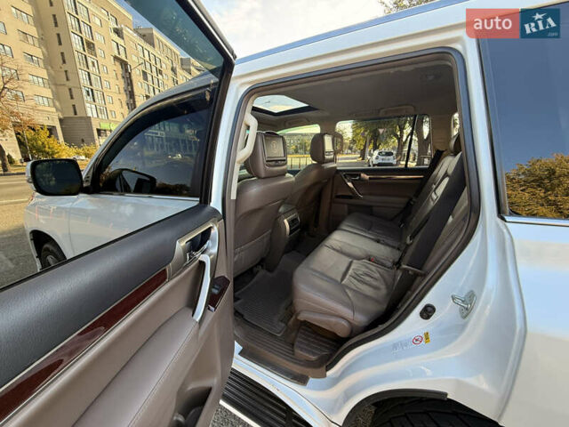 Белый Лексус ГХ, объемом двигателя 4.61 л и пробегом 241 тыс. км за 32000 $, фото 30 на Automoto.ua