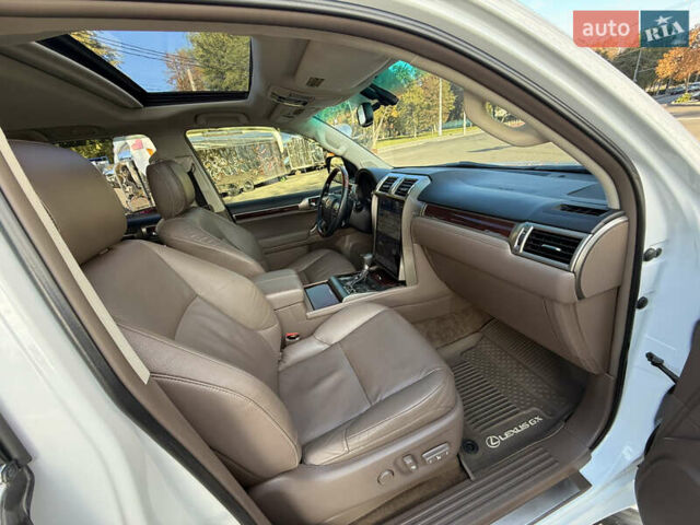 Белый Лексус ГХ, объемом двигателя 4.61 л и пробегом 241 тыс. км за 32000 $, фото 41 на Automoto.ua