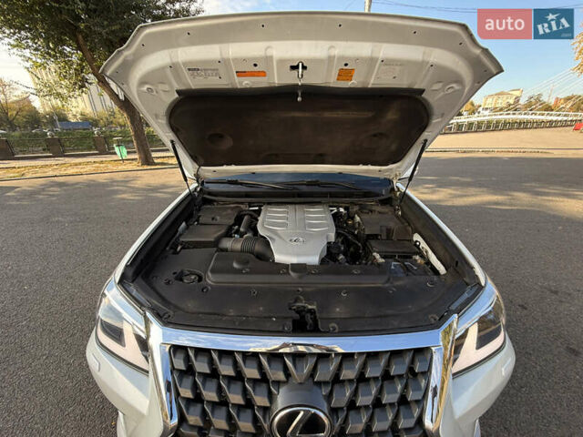 Белый Лексус ГХ, объемом двигателя 4.61 л и пробегом 241 тыс. км за 32000 $, фото 33 на Automoto.ua