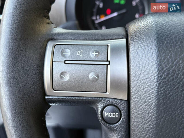Белый Лексус ГХ, объемом двигателя 4.61 л и пробегом 121 тыс. км за 37999 $, фото 91 на Automoto.ua