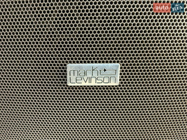 Белый Лексус ГХ, объемом двигателя 4.61 л и пробегом 241 тыс. км за 32000 $, фото 40 на Automoto.ua