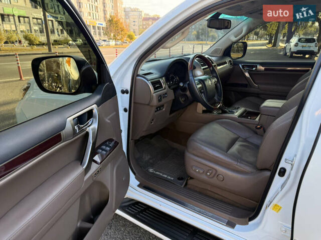Білий Лексус ГХ, об'ємом двигуна 4.61 л та пробігом 241 тис. км за 32000 $, фото 33 на Automoto.ua