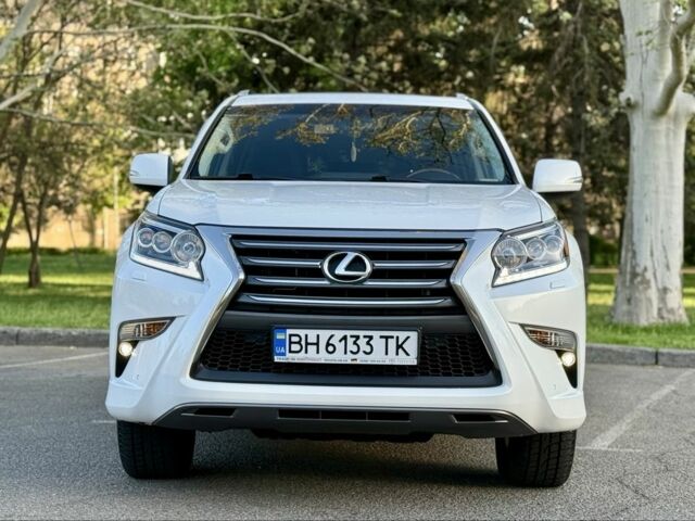 Белый Лексус ГХ, объемом двигателя 4.6 л и пробегом 120 тыс. км за 35500 $, фото 1 на Automoto.ua