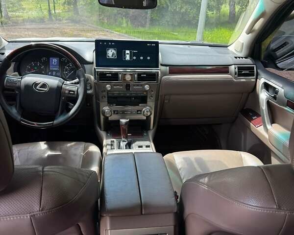 Белый Лексус ГХ, объемом двигателя 4.6 л и пробегом 243 тыс. км за 26800 $, фото 12 на Automoto.ua