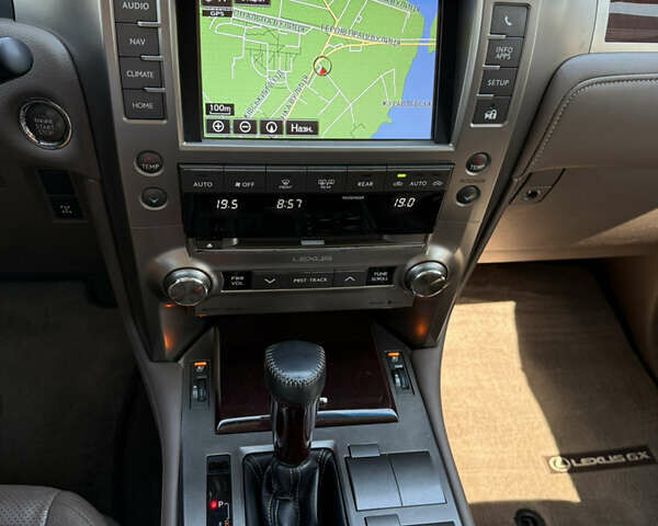 Білий Лексус ГХ, об'ємом двигуна 4.61 л та пробігом 131 тис. км за 35400 $, фото 11 на Automoto.ua