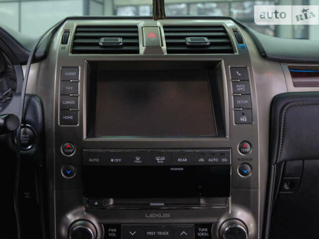 Білий Лексус ГХ, об'ємом двигуна 0 л та пробігом 225 тис. км за 32000 $, фото 7 на Automoto.ua