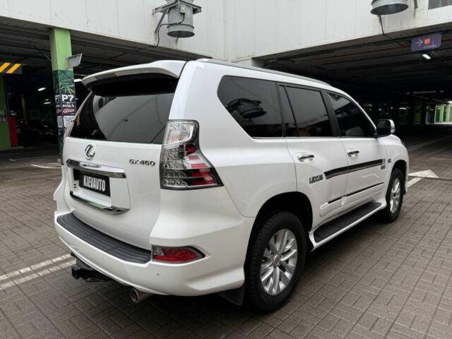 Білий Лексус ГХ, об'ємом двигуна 4.6 л та пробігом 63 тис. км за 30000 $, фото 2 на Automoto.ua