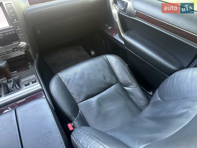 Білий Лексус ГХ, об'ємом двигуна 4.61 л та пробігом 212 тис. км за 29999 $, фото 59 на Automoto.ua