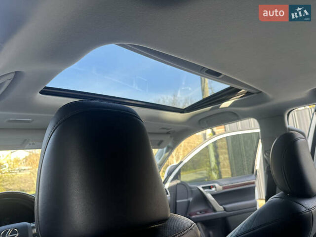 Білий Лексус ГХ, об'ємом двигуна 4.61 л та пробігом 212 тис. км за 29999 $, фото 42 на Automoto.ua