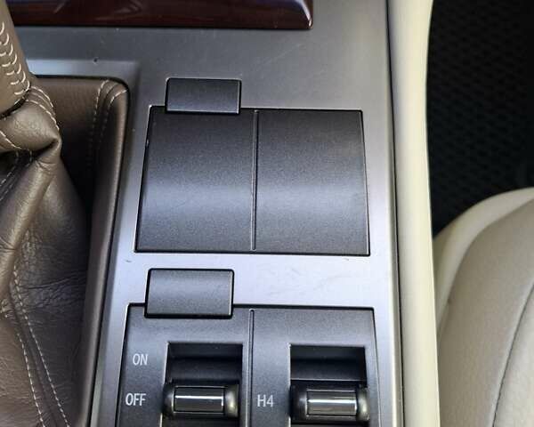 Белый Лексус ГХ, объемом двигателя 4.61 л и пробегом 141 тыс. км за 34500 $, фото 32 на Automoto.ua