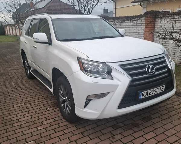 Белый Лексус ГХ, объемом двигателя 4.61 л и пробегом 136 тыс. км за 36000 $, фото 1 на Automoto.ua