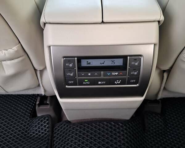 Белый Лексус ГХ, объемом двигателя 4.61 л и пробегом 141 тыс. км за 34500 $, фото 40 на Automoto.ua