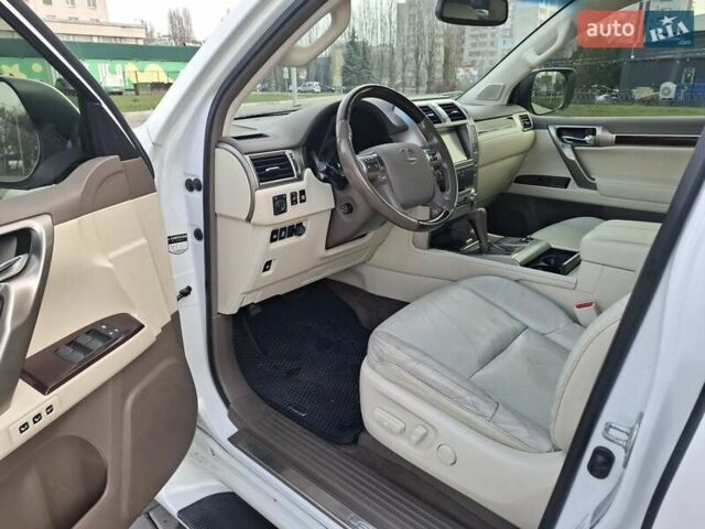 Белый Лексус ГХ, объемом двигателя 4.61 л и пробегом 141 тыс. км за 34500 $, фото 13 на Automoto.ua