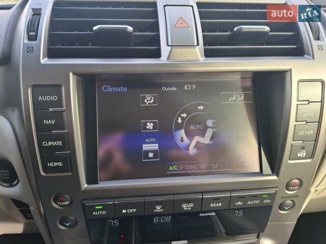 Белый Лексус ГХ, объемом двигателя 4.61 л и пробегом 141 тыс. км за 34500 $, фото 28 на Automoto.ua