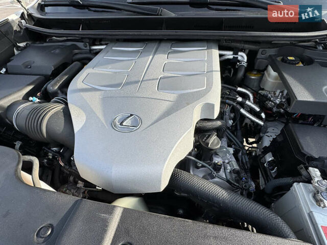 Білий Лексус ГХ, об'ємом двигуна 4.61 л та пробігом 57 тис. км за 35500 $, фото 18 на Automoto.ua