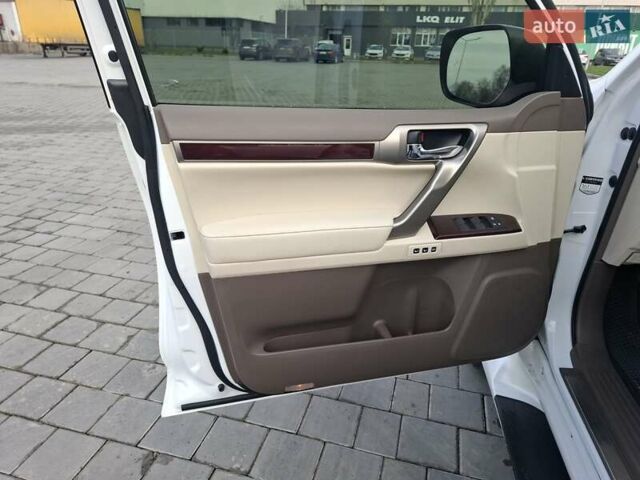 Белый Лексус ГХ, объемом двигателя 4.61 л и пробегом 141 тыс. км за 34500 $, фото 12 на Automoto.ua