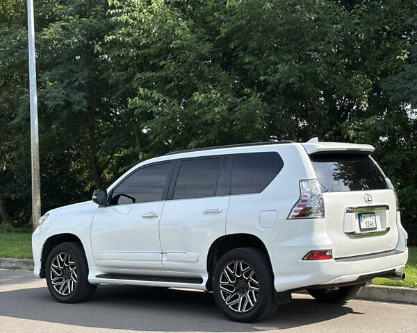 Белый Лексус ГХ, объемом двигателя 4.61 л и пробегом 170 тыс. км за 33900 $, фото 3 на Automoto.ua