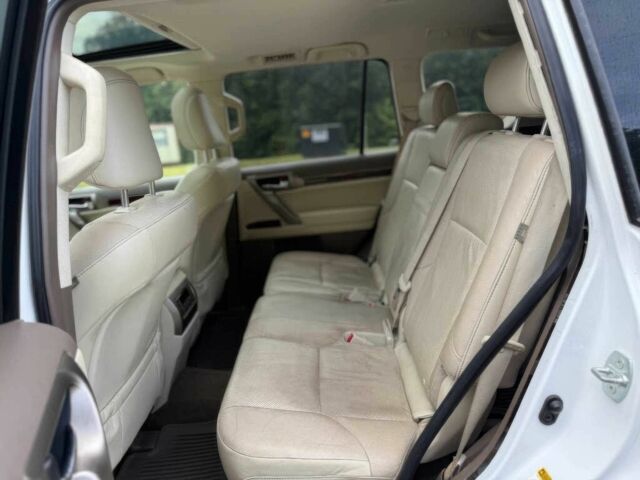 Білий Лексус ГХ, об'ємом двигуна 4.6 л та пробігом 35 тис. км за 26000 $, фото 12 на Automoto.ua