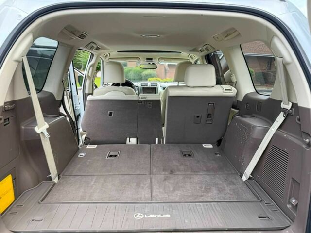 Белый Лексус ГХ, объемом двигателя 4.6 л и пробегом 42 тыс. км за 17400 $, фото 13 на Automoto.ua