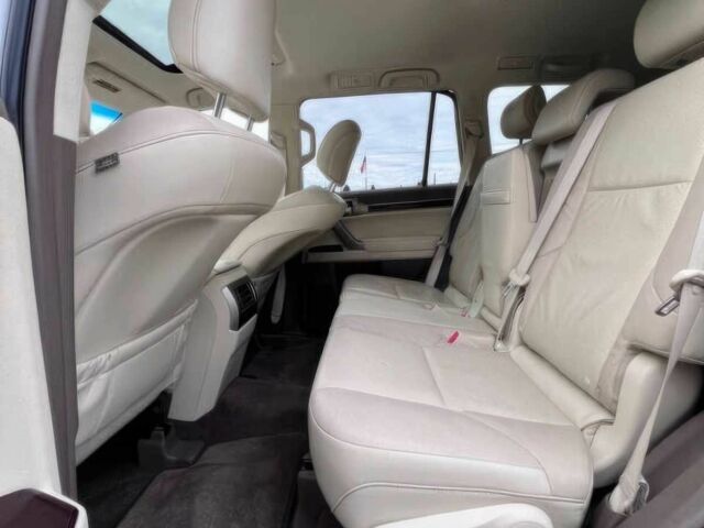 Білий Лексус ГХ, об'ємом двигуна 0 л та пробігом 48 тис. км за 17400 $, фото 9 на Automoto.ua