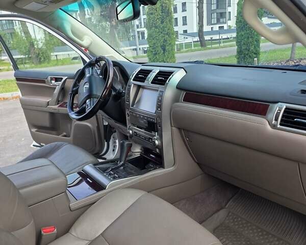 Белый Лексус ГХ, объемом двигателя 4.61 л и пробегом 181 тыс. км за 35500 $, фото 18 на Automoto.ua